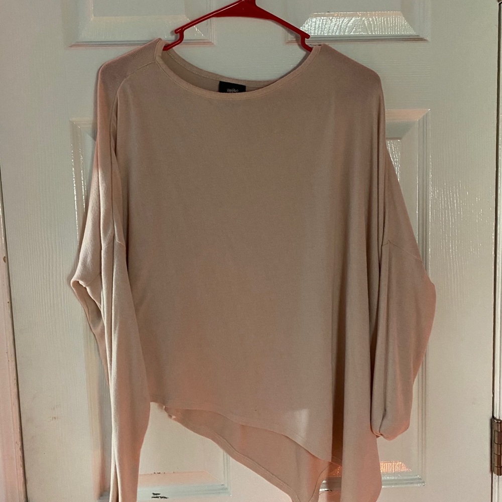 Light Pink Longsleeve w/ Slanted Bottom